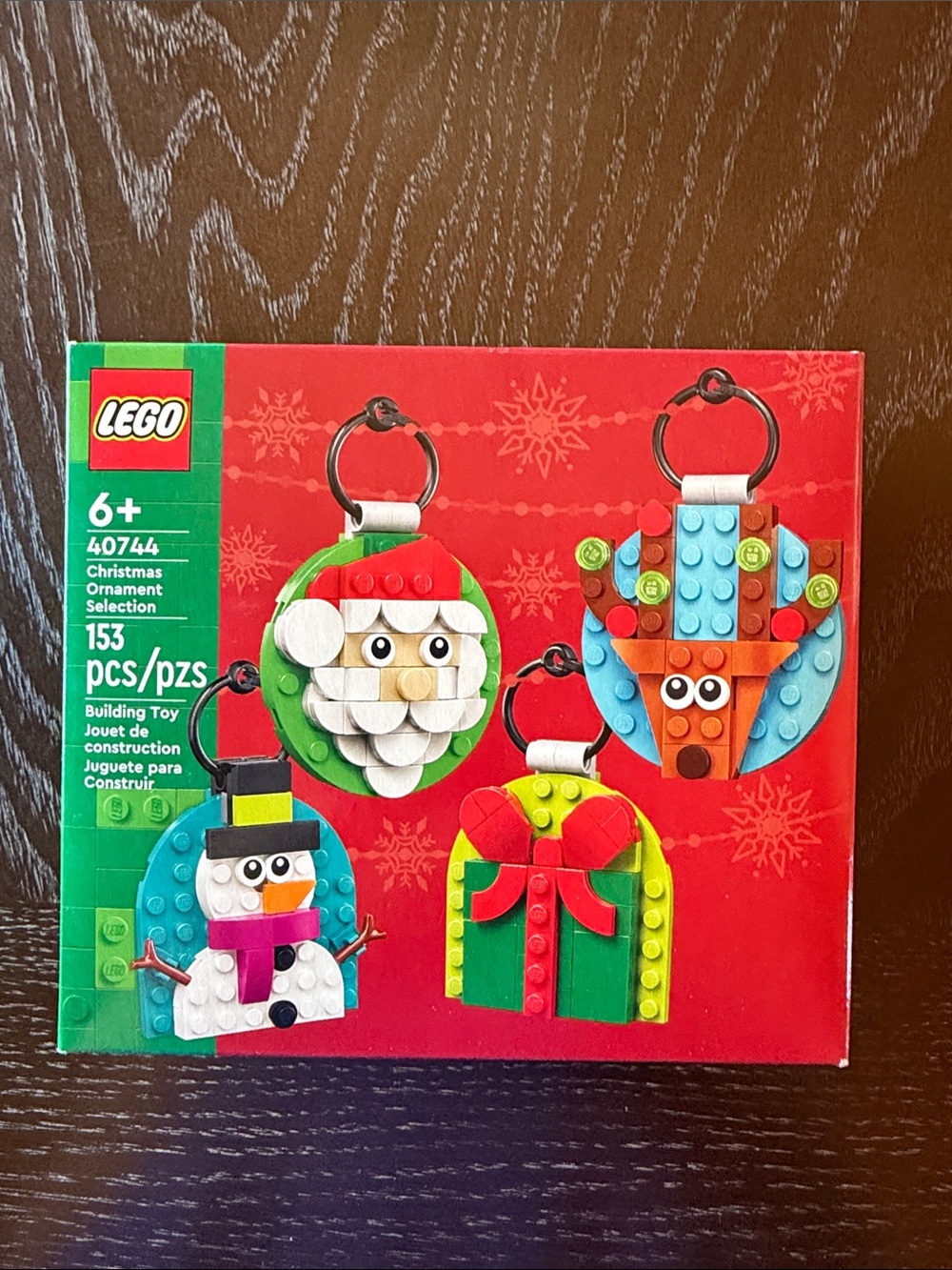 New LEGO 40744 Christmas Ornament Selection 153 pieces Brand New Never Opened